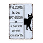Panneau vintage en aluminium représentant une vache des Highlands : décoration murale de salle de bains en noir et blanc avec l'inscription humoristique « Are You Pooping? »